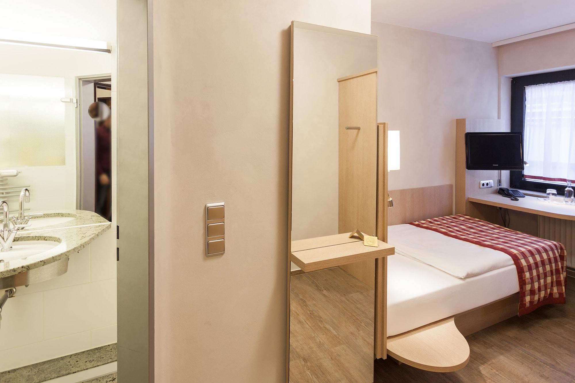 Centro Hotel Goya Wolfsburg, Trademark Collection By Wyndham Exterior photo